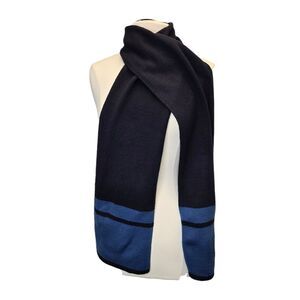 GAP Men's Navy Blue Striped Winter Scarf